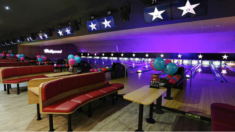 Ten Pin Bowling group, Lincoln